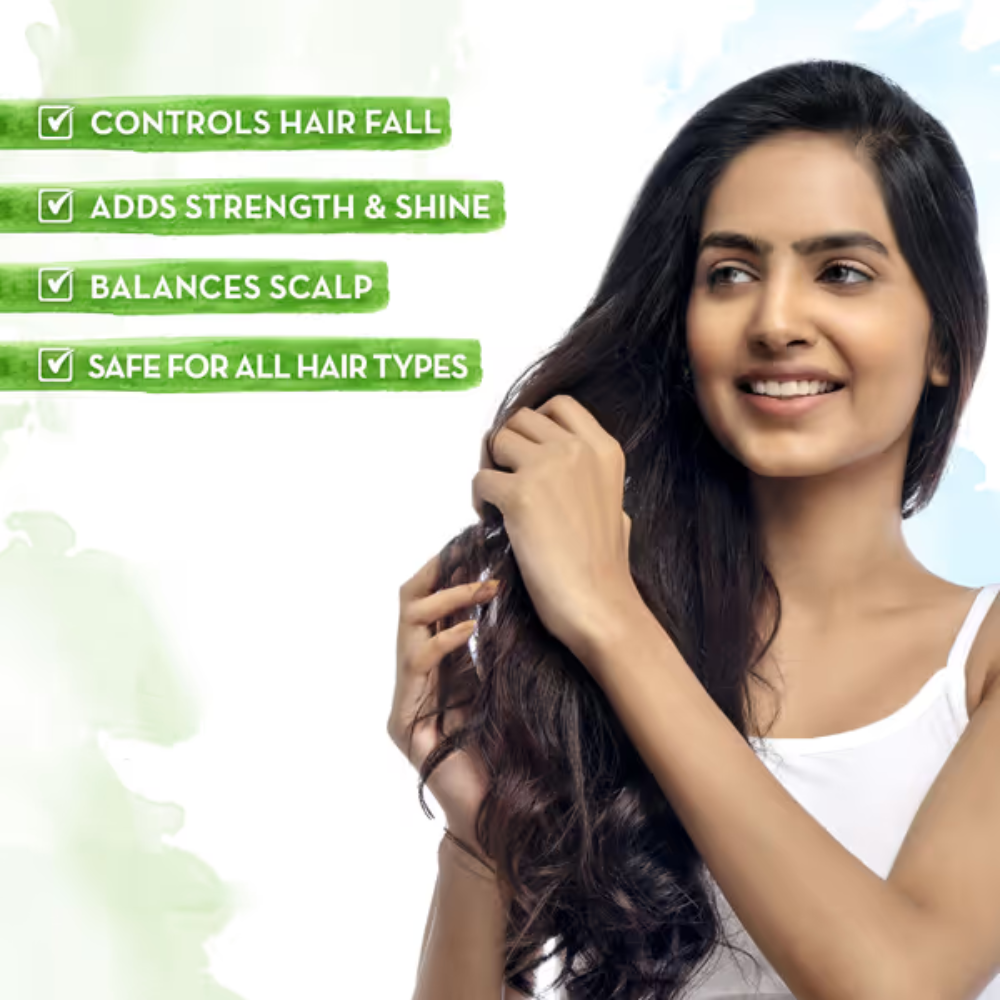 Mamaearth Onion Hair Oil for Men & Women with Onion & Redensyl for Hair Fall Control, Hair Growth Oil for Hair Fall - 100ml
